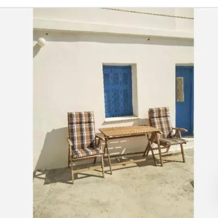 Villa Το Σπίτι Του Νίκου Και Της Κατερίνας à Ándros Extérieur photo